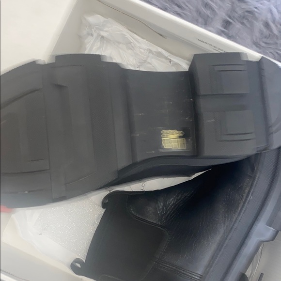 Black Leather Womens Boots - Picture 3 of 4